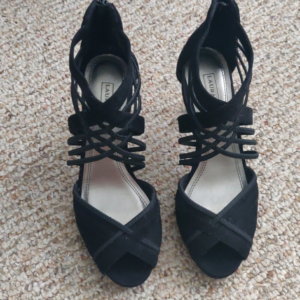 Black strappy